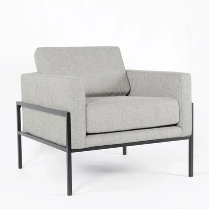 Poltrona club moderna HomePop imbottita con struttura in metallo