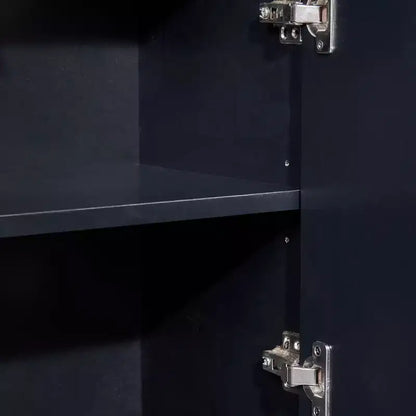Elegante madia a 4 ante con 4 ripiani regolabili
