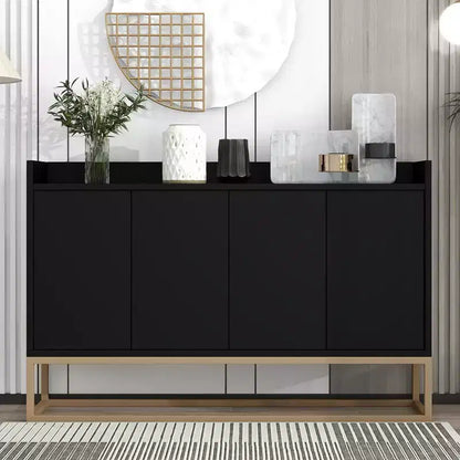 Elegante madia a 4 ante con 4 ripiani regolabili