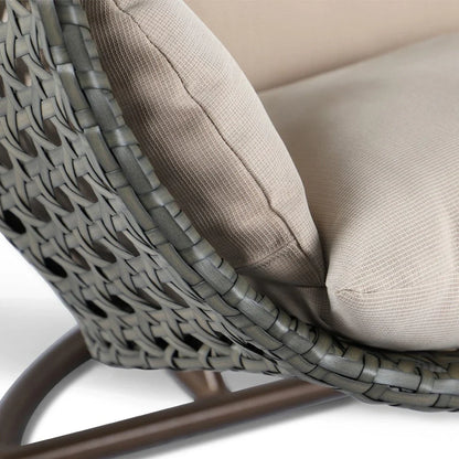 LeisureMod Sedia a Uovo Sospesa per 2 Persone con Supporto - Dondolo Pensile per Esterni/Interni in Rattan Intrecciato con Cuscini