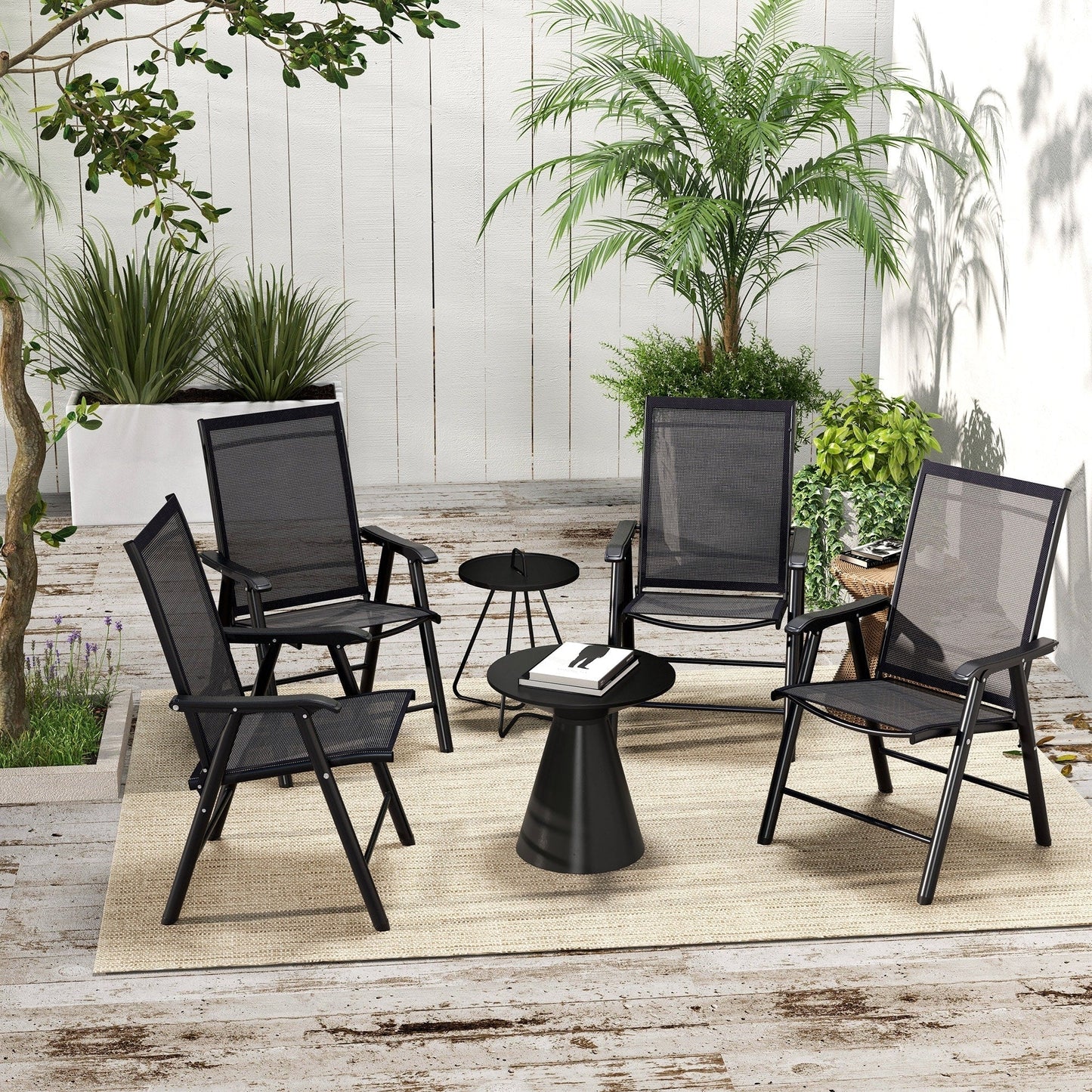 Set di 4 sedie pieghevoli Outsunny per patio, dal design semplice ed elegante, comode per terrazza, giardino, cortile e viaggio