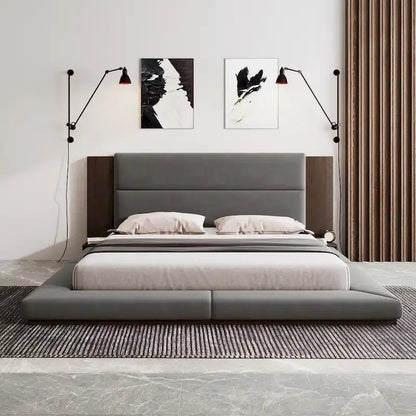 Letto imbottito King Gray Floor a basso profilo con testiera estesa in legno, mensole comodino integrate