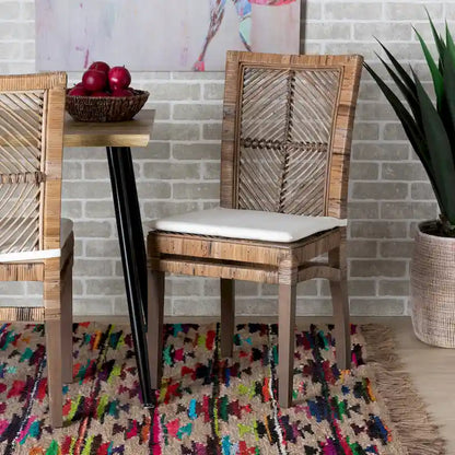 Sedia da pranzo Laluna bohémien moderna in rattan/legno di mogano con cuscino