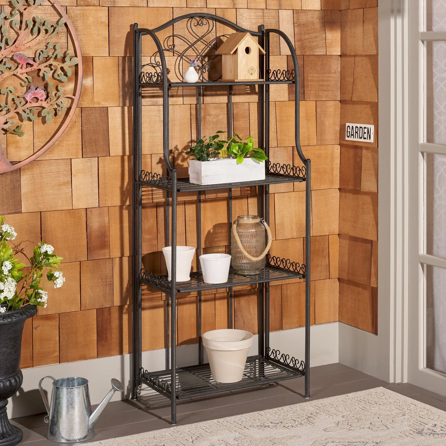 SAFAVIEH Bryn Scaffale da panettiere da esterno a 4 ripiani in ferro battuto vittoriano - 25 pollici L x 15 pollici P x 63 pollici H - 25 L x 15 P x 63 H
