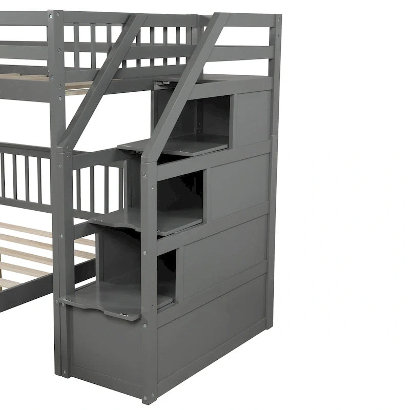 Letto a soppalco in legno per due persone con scale, sponde alte e scaletta