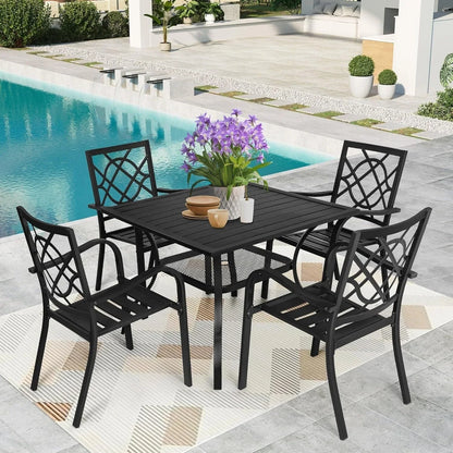Set da pranzo SUNCROWN per esterni da 5/7 pezzi in acciaio, tavolo con doghe in metallo e sedie impilabili con telaio verniciato a polvere