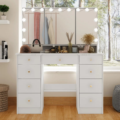 Comò per trucco con specchio a tre ante, illuminazione certificata e piano in vetro